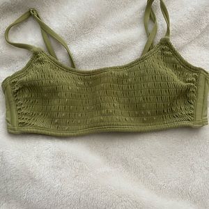 -Target bikini top